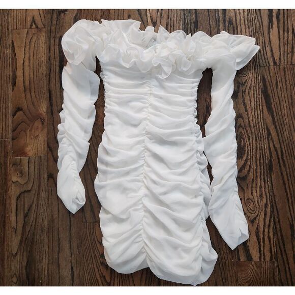 Elegant White  Mini Dress Size S NWOT - Picture 6 of 7